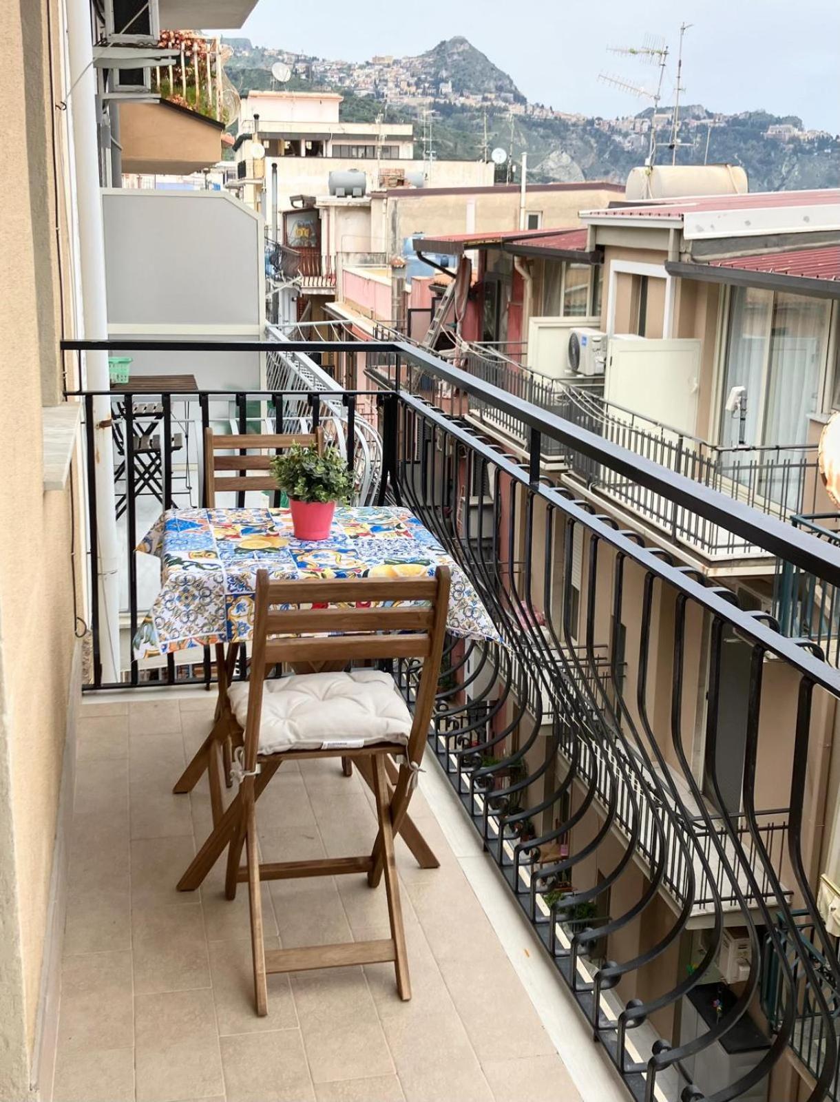 Naxos 101 Apartment A Due Passi Dal Mare Джардини-Наксос Экстерьер фото